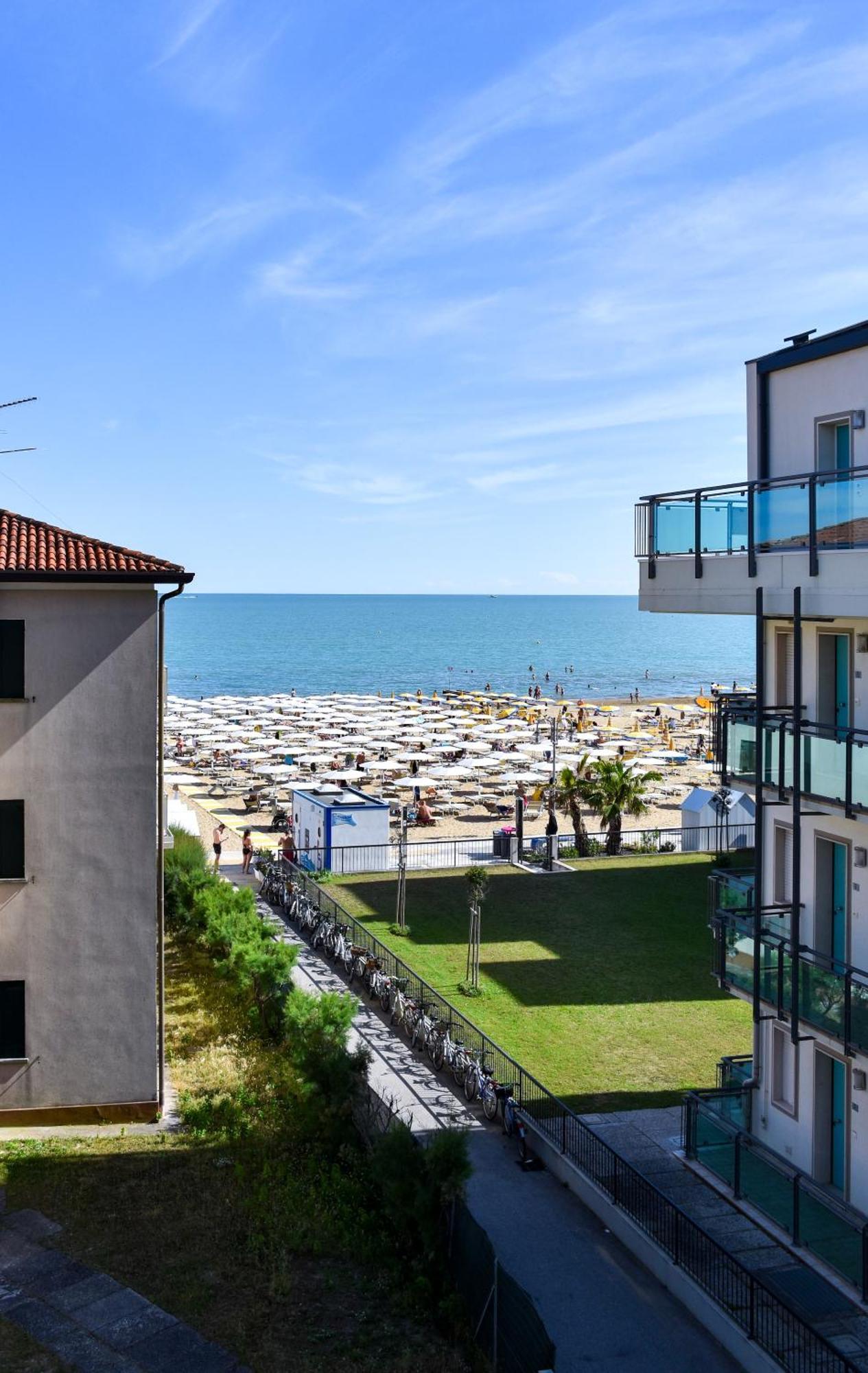 Hotel Umberto Lido di Jesolo Exterior photo
